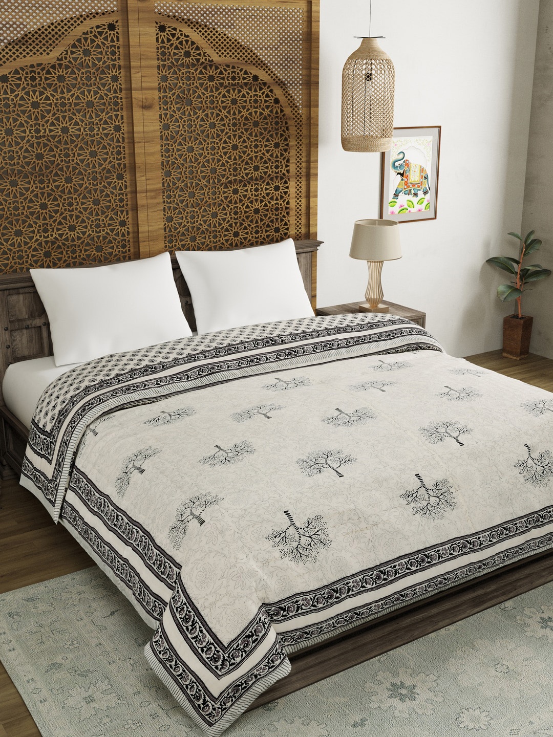 

BLOCKS OF INDIA Grey & Off White Floral Mild Winter 350 GSM Double Bed Quilt