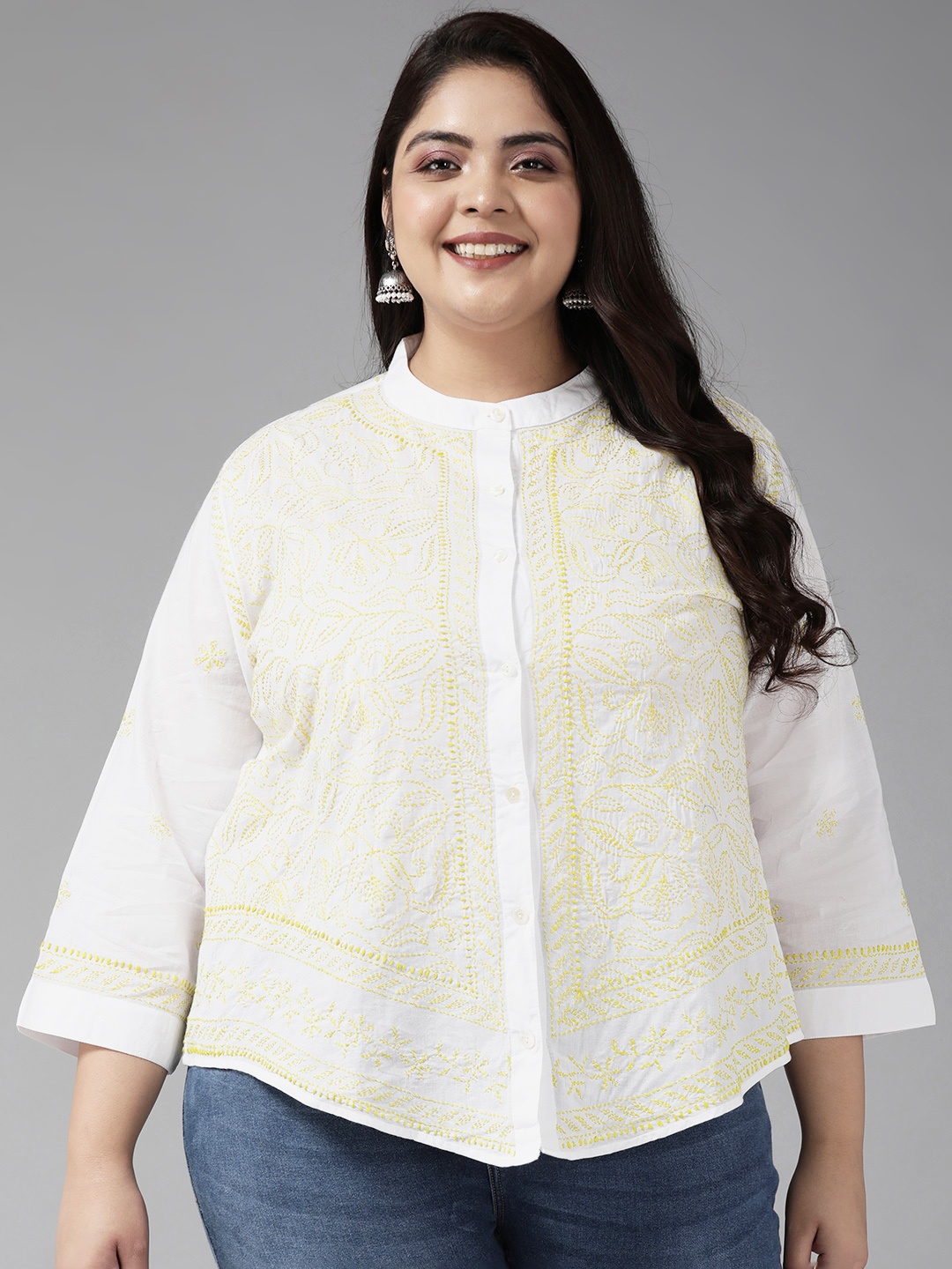 

ADA Plus Size White Ethnic Motifs Embroidered Chikankari Cotton Kurti