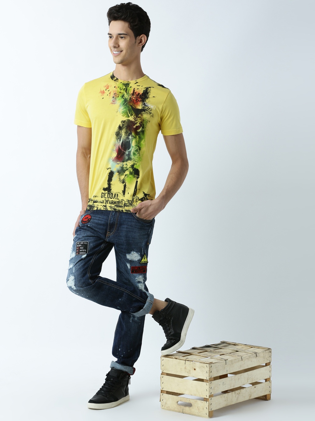 

Huetrap Men Yellow Printed T-shirt