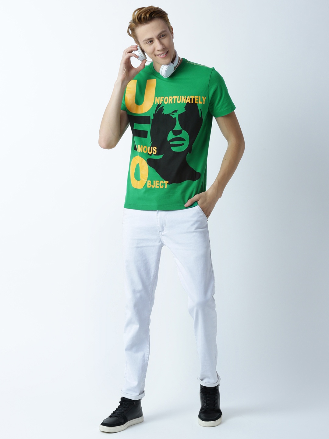 

Huetrap Men Green Printed Round Neck T-shirt