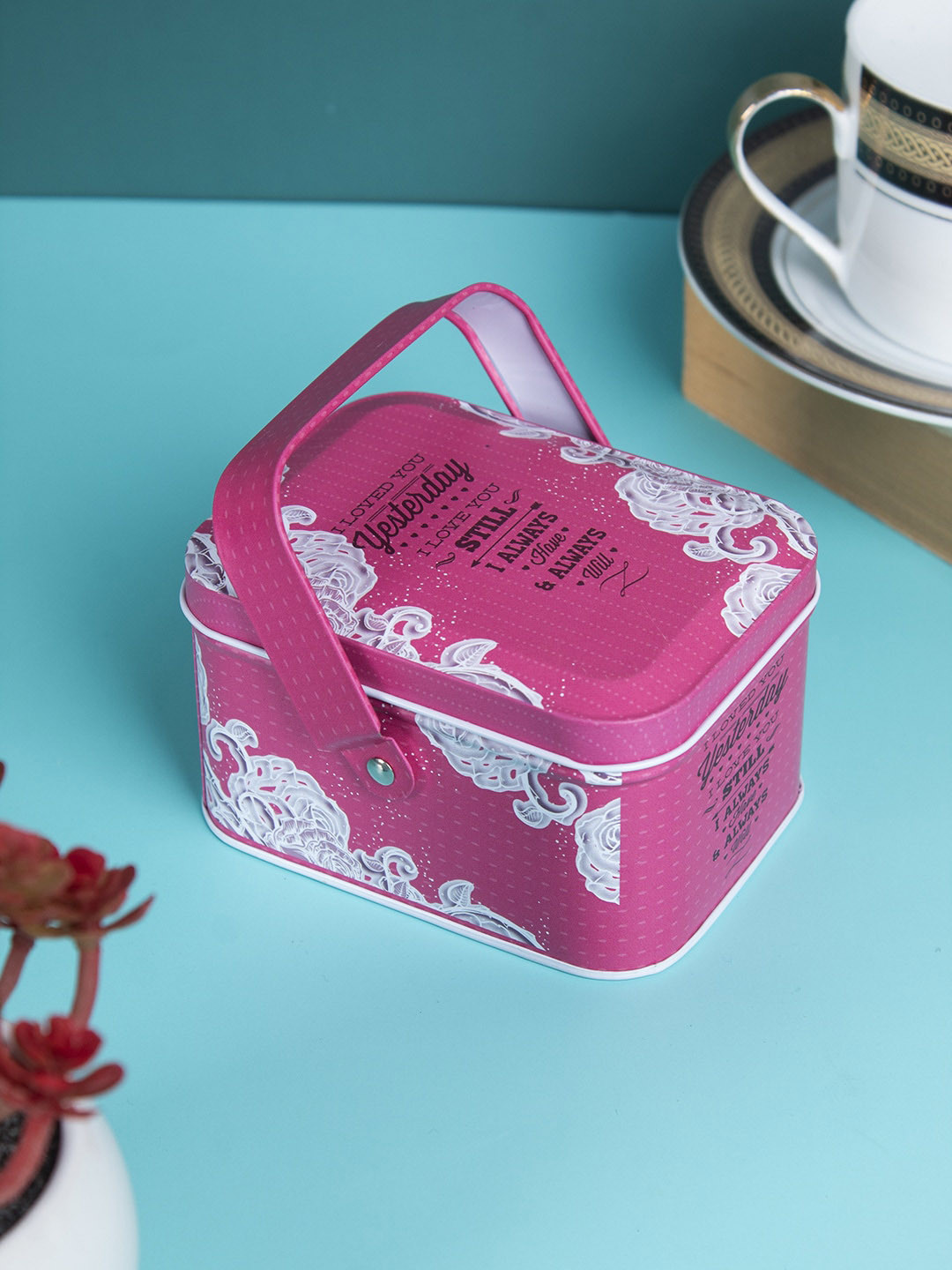 

MARKET99 Pink Printed Stainless Steel Tin Storage Box