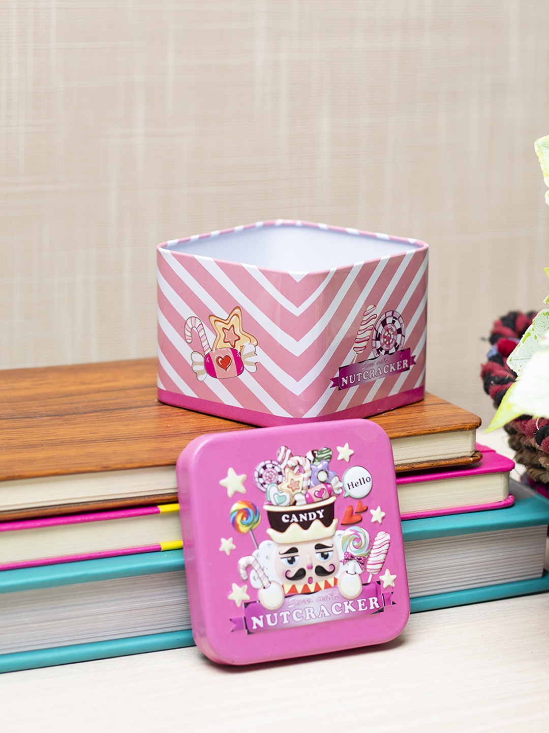 MARKET99 Green Printed Metal Tin Storage Box