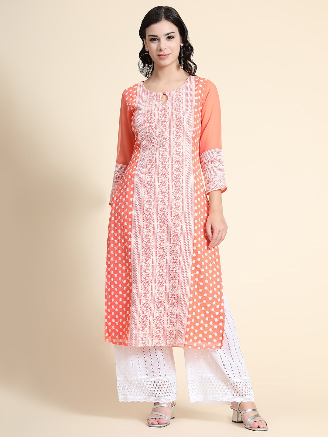 

KALINI Women Peach-Coloured Floral Printed Keyhole Neck Floral Georgette Kurta