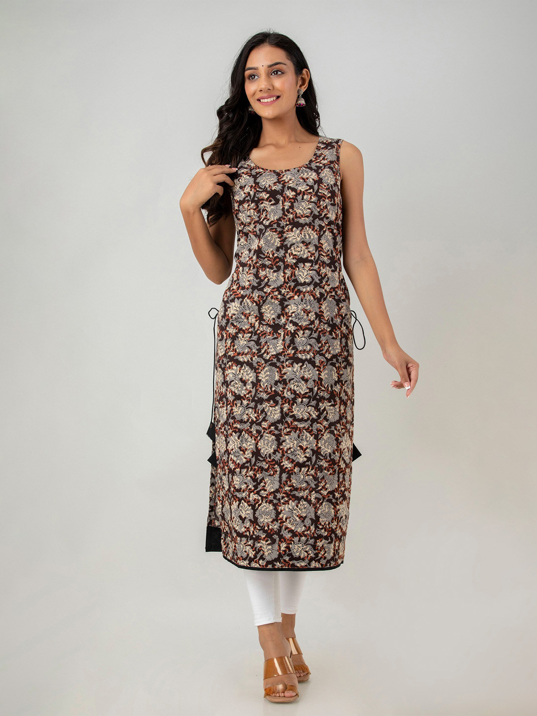 

Sutidora Women Brown Floral Printed Floral Georgette Kurta