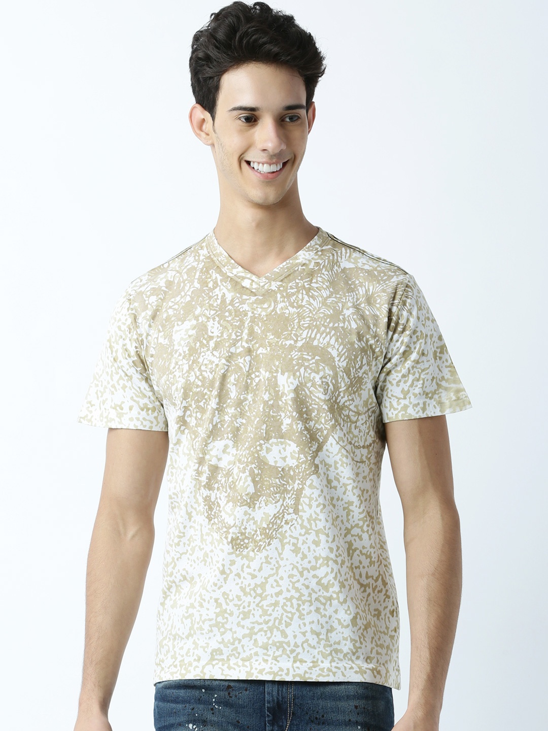 

Huetrap Men White & Beige Printed Round Neck T-shirt