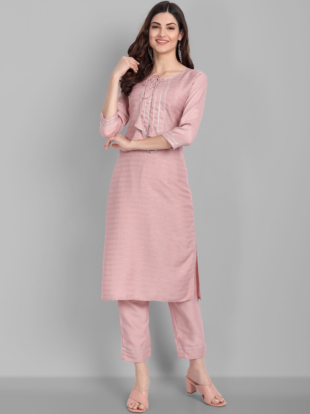 

SINGNI Women Rose Gold Embroidered Pure Silk Kurta with Trousers