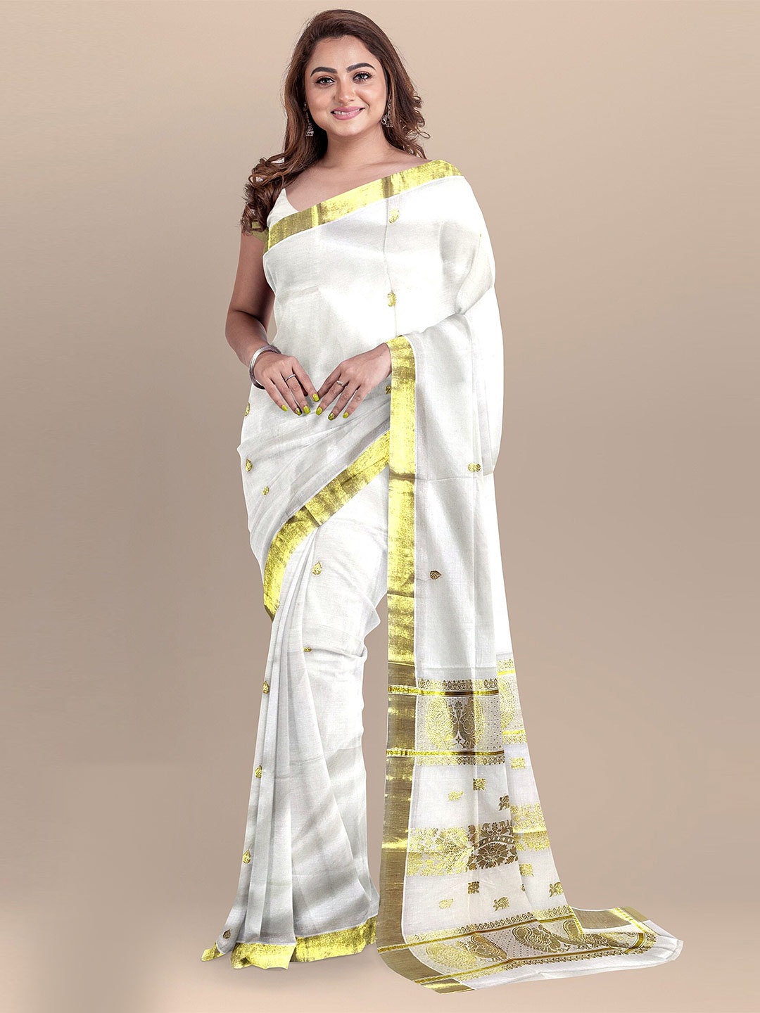 

The Chennai Silks Off White & Gold-Toned Woven Design Zari Pure Cotton Fusion Kasavu Saree