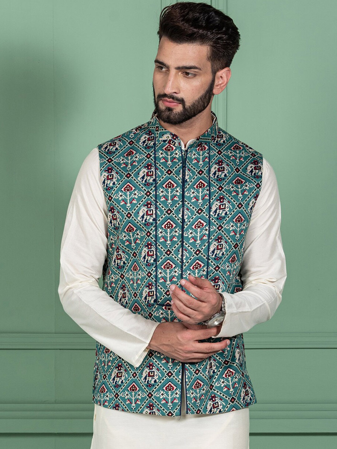 

KISAH Men Green Printed Nehru Jacket