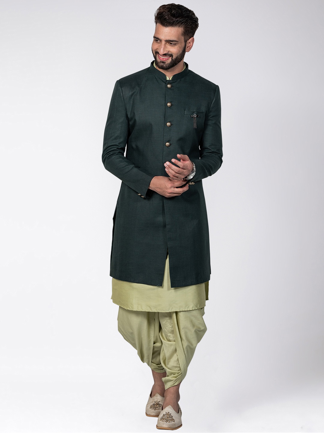 

KISAH Men Solid Indowestern Sherwani Set, Green