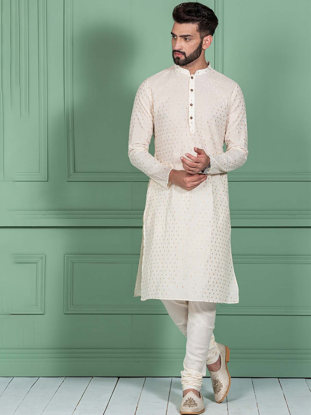 

KISAH Men White Polka dots Kurta