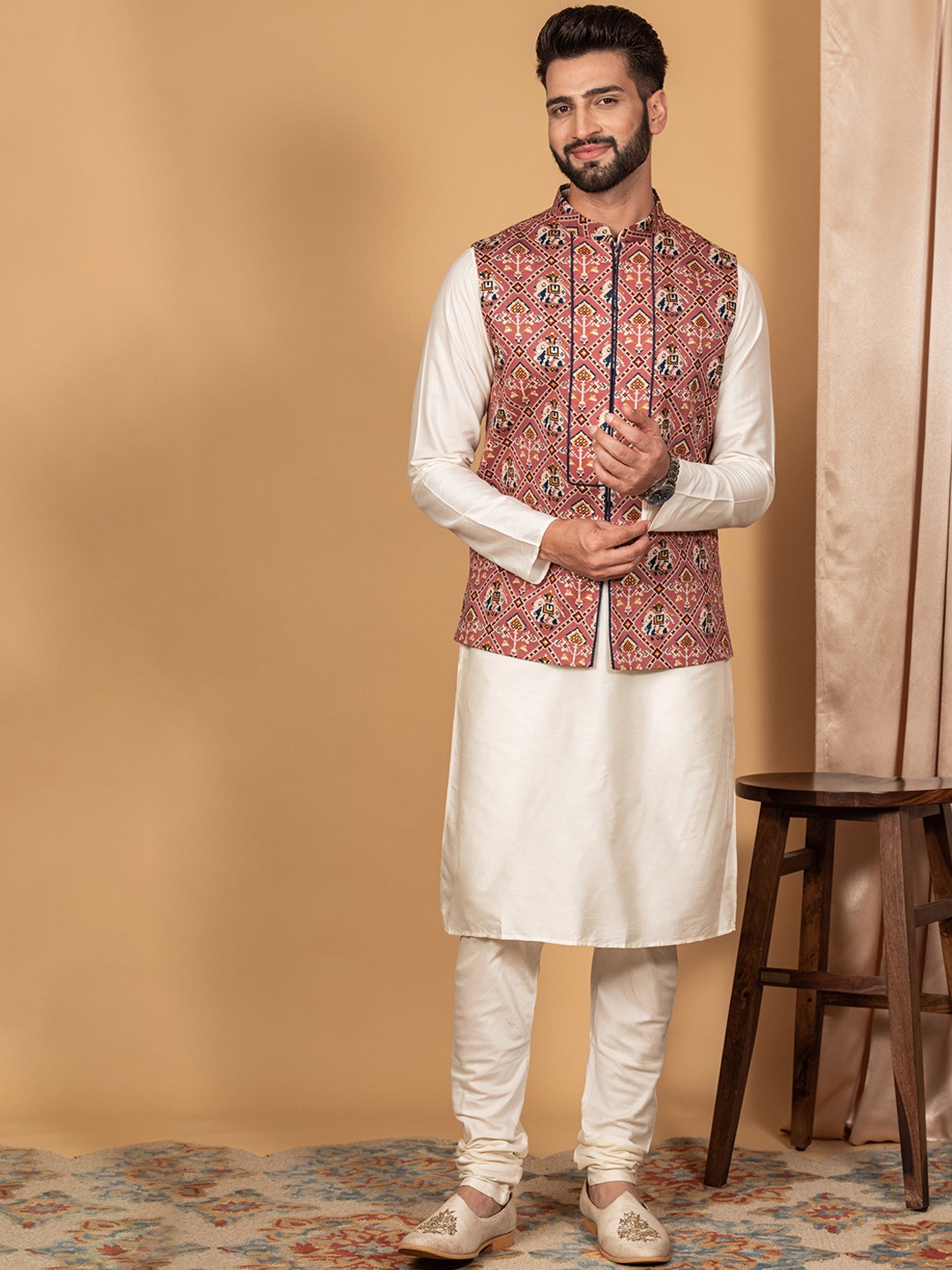 

KISAH Men Pink & Off White Kurta with Churidar Comes With a Nehru Jacket