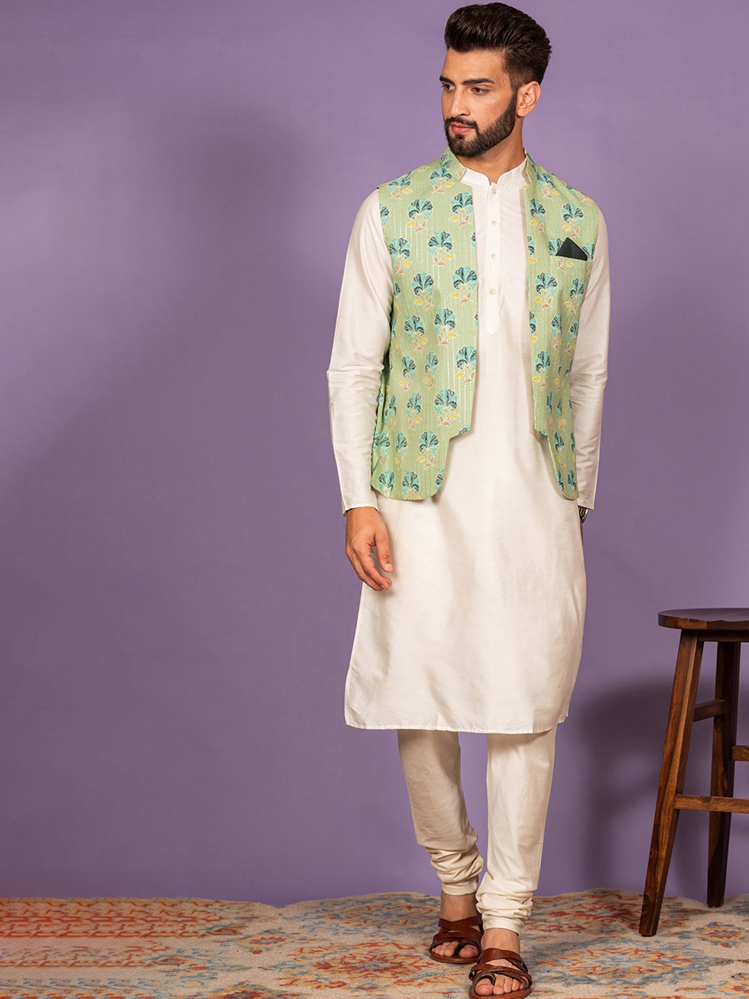 

KISAH Men Off White Kurta with Churidar Comes With a Nehru Jacket