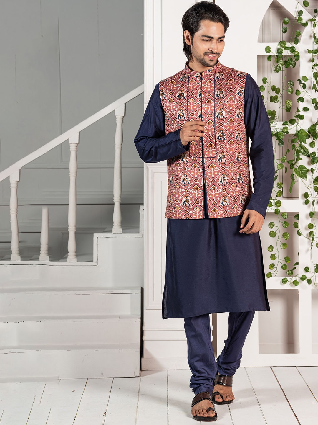 

KISAH Men Blue Printed Kurta Nehru Jacket with Trouser with Jacket