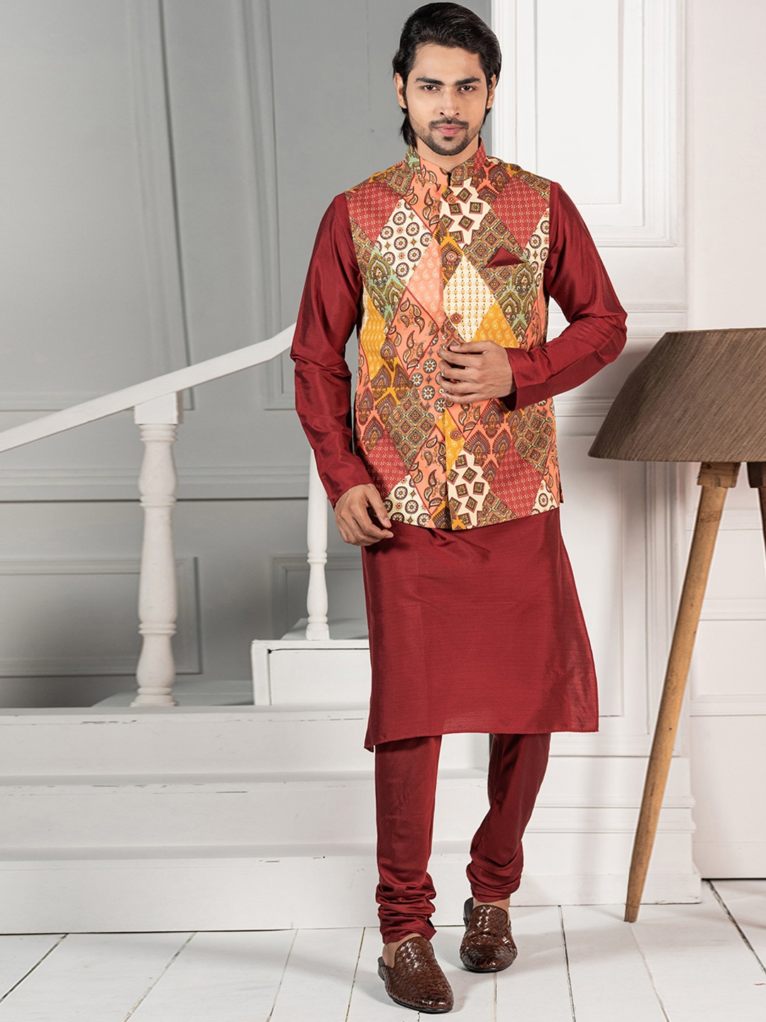 

KISAH Men Maroon Kurta with Churidar Jacket Set