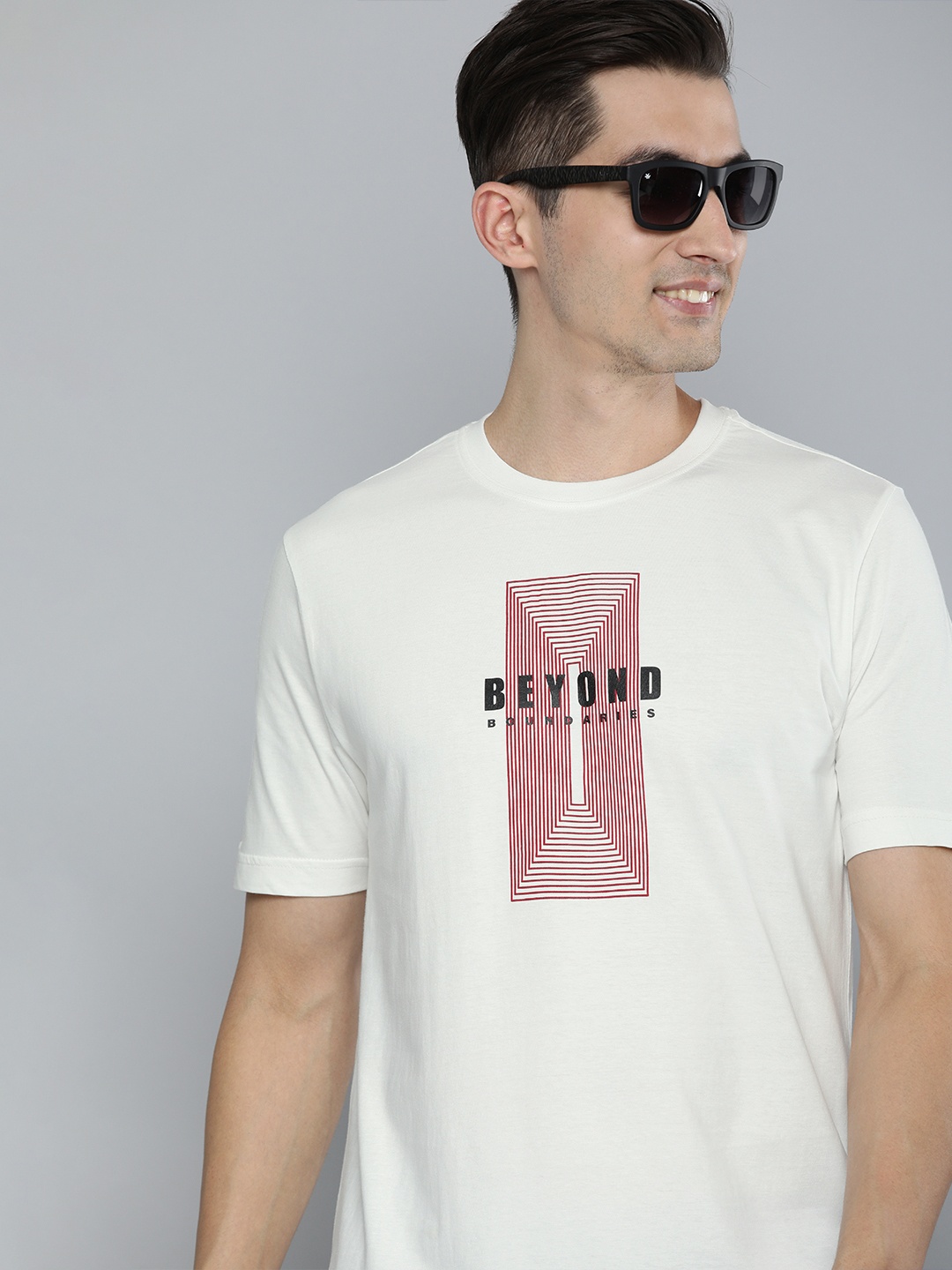 

HERE&NOW Men Off White Printed Pure Cotton T-shirt