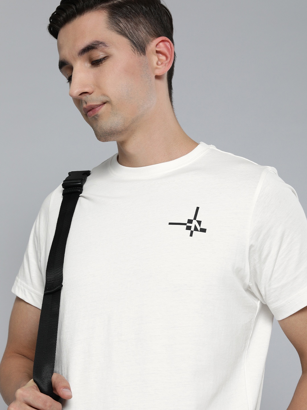 

HERE&NOW Men Off White Solid Pure Cotton T-shirt