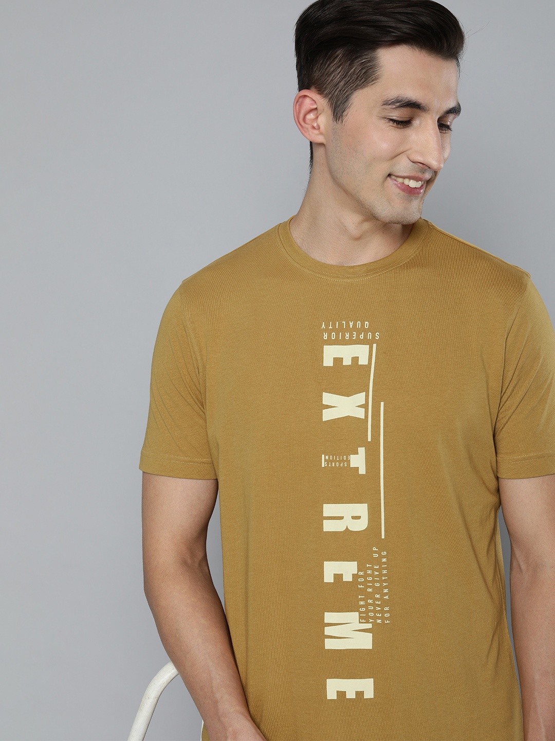 

HERE&NOW Men Mustard Brown Typography Printed Pure Cotton T-shirt