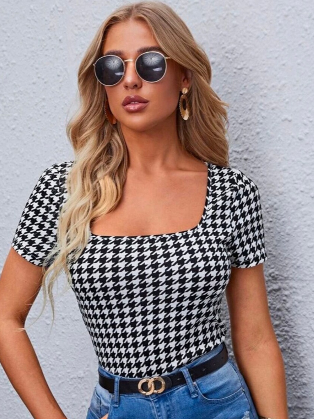 

Dream Beauty Fashion Women Black & White Checked Top