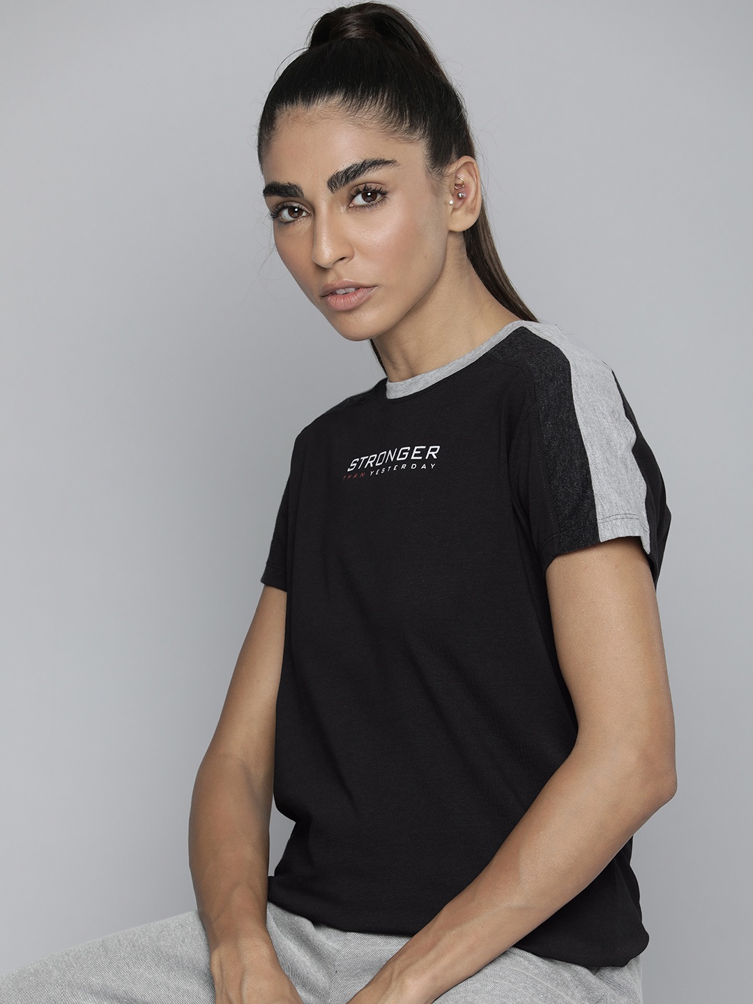 

HRX by Hrithik Roshan Women Black & Grey Pure Cotton Typography Printed T-shirt