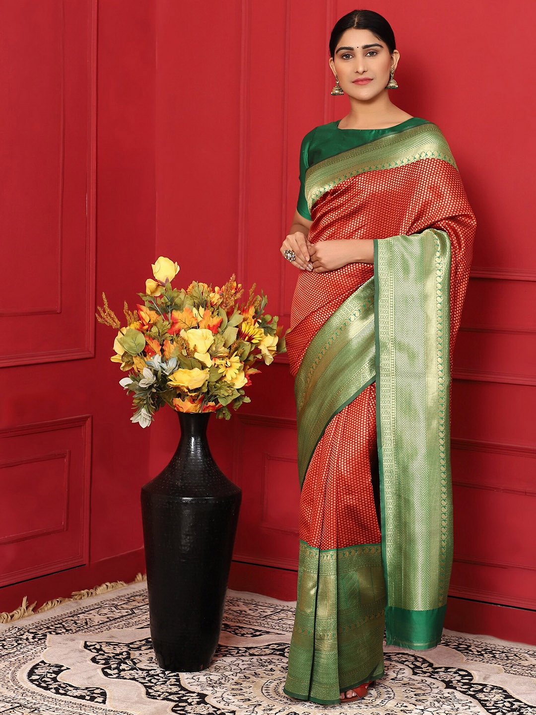 

Glemora Red & Green Woven Design Zari Silk Blend Banarasi Saree