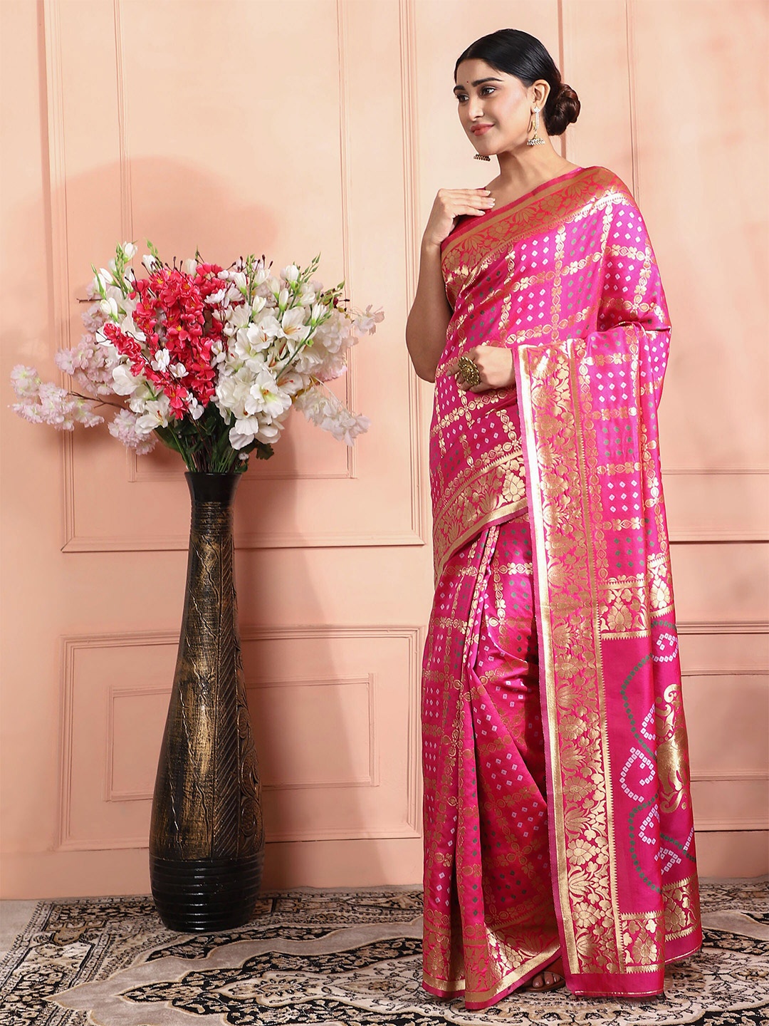 

Glemora Pink & Gold-Toned Woven Design Zari Silk Blend Banarasi Saree