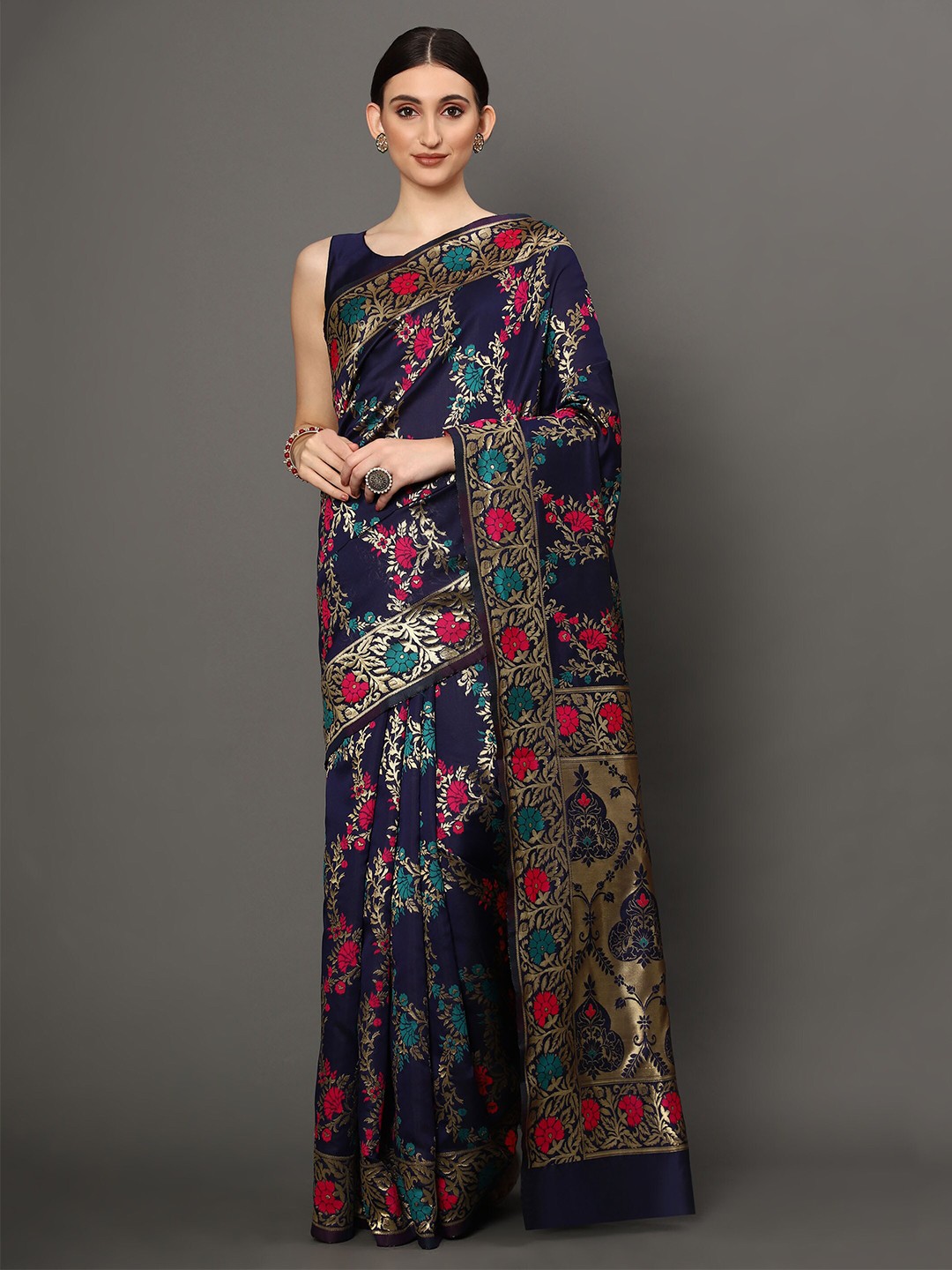 

Glemora Navy Blue & Red Woven Design Zari Silk Blend Kanjeevaram Saree