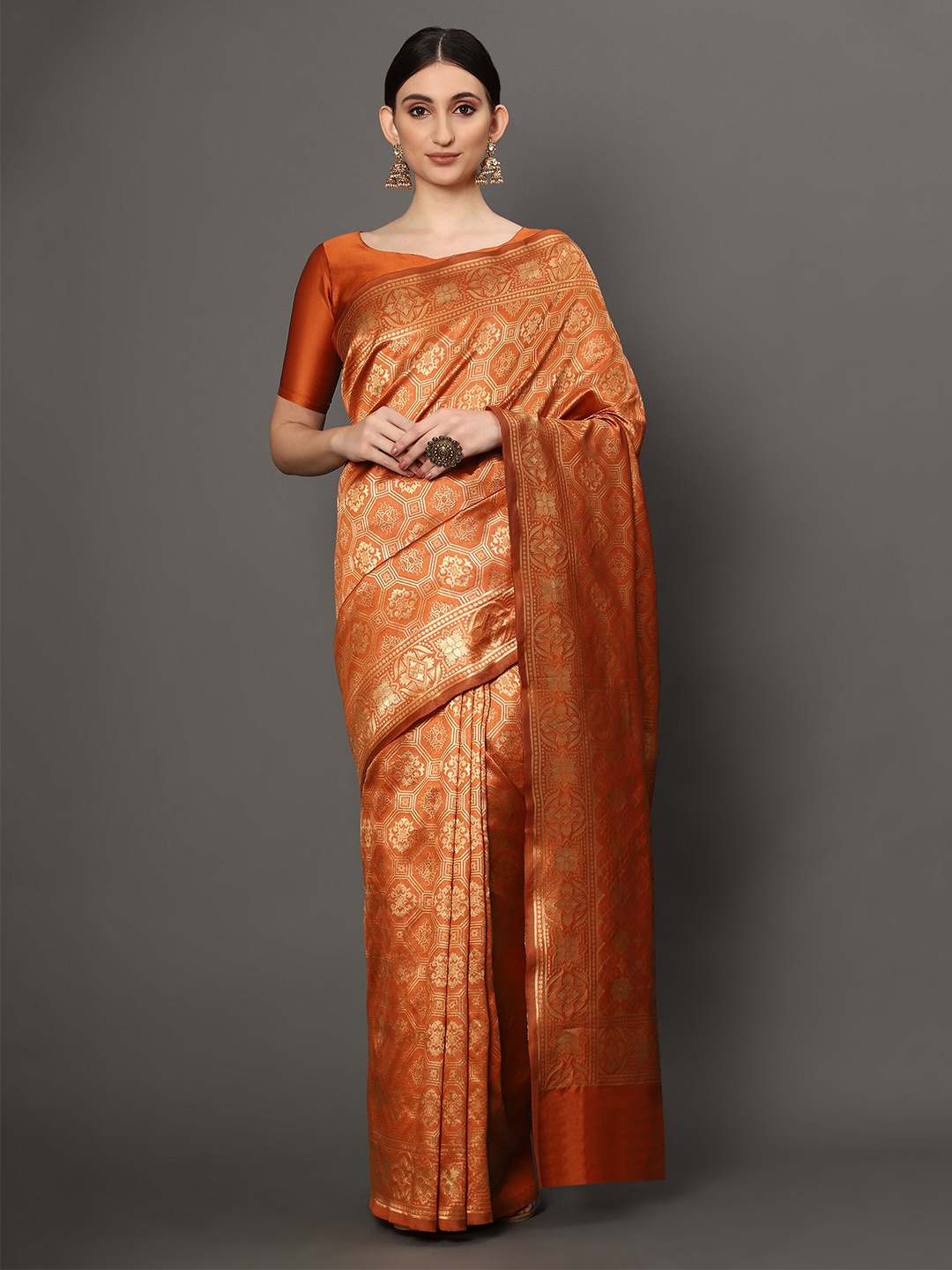 

Glemora Orange & Gold-Toned Woven Design Zari Silk Blend Kanjeevaram Saree