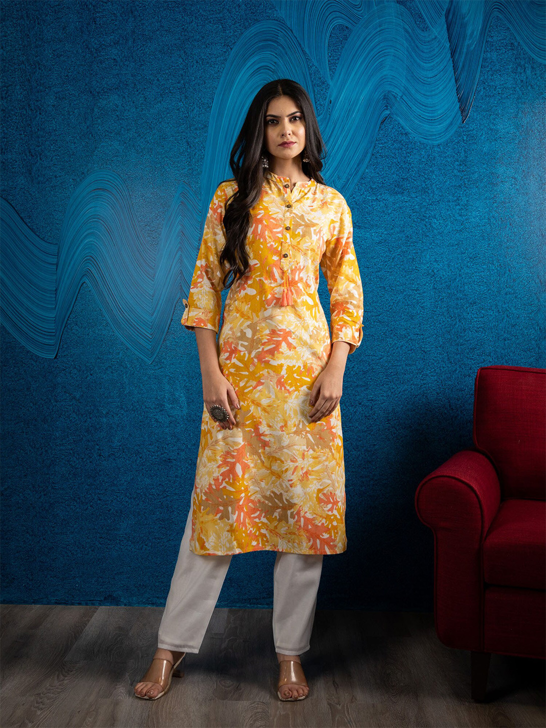 

BEATITUDE Women Orange & Off White Floral Printed Floral Kurta