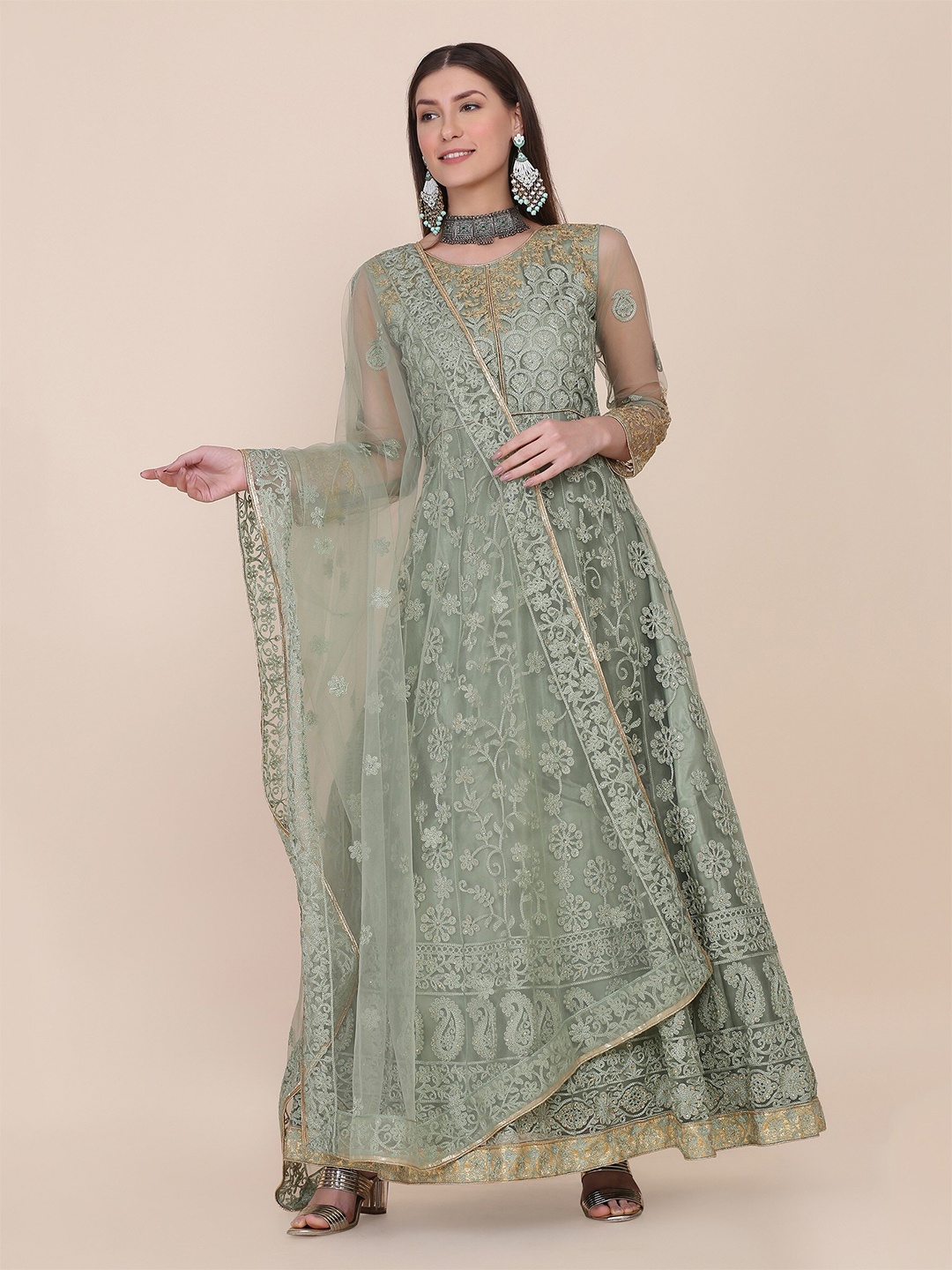 

Atsevam Green & Gold-Toned Embellished Semi-Stitched Dress Material