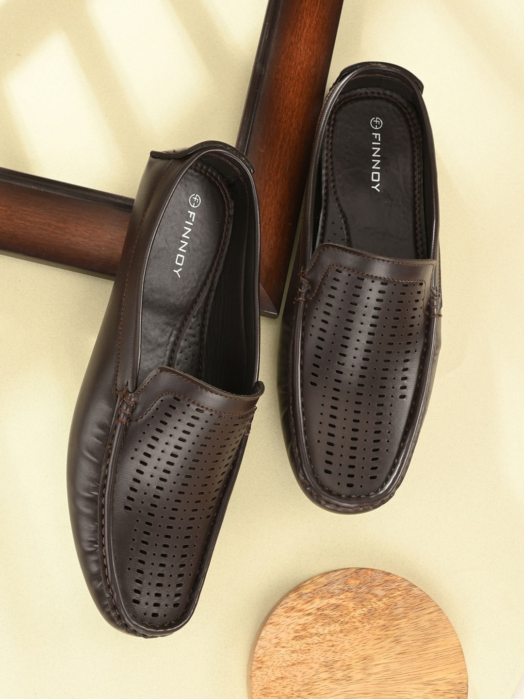 

FINNOY Men Brown Perforations Slip-On Sneakers