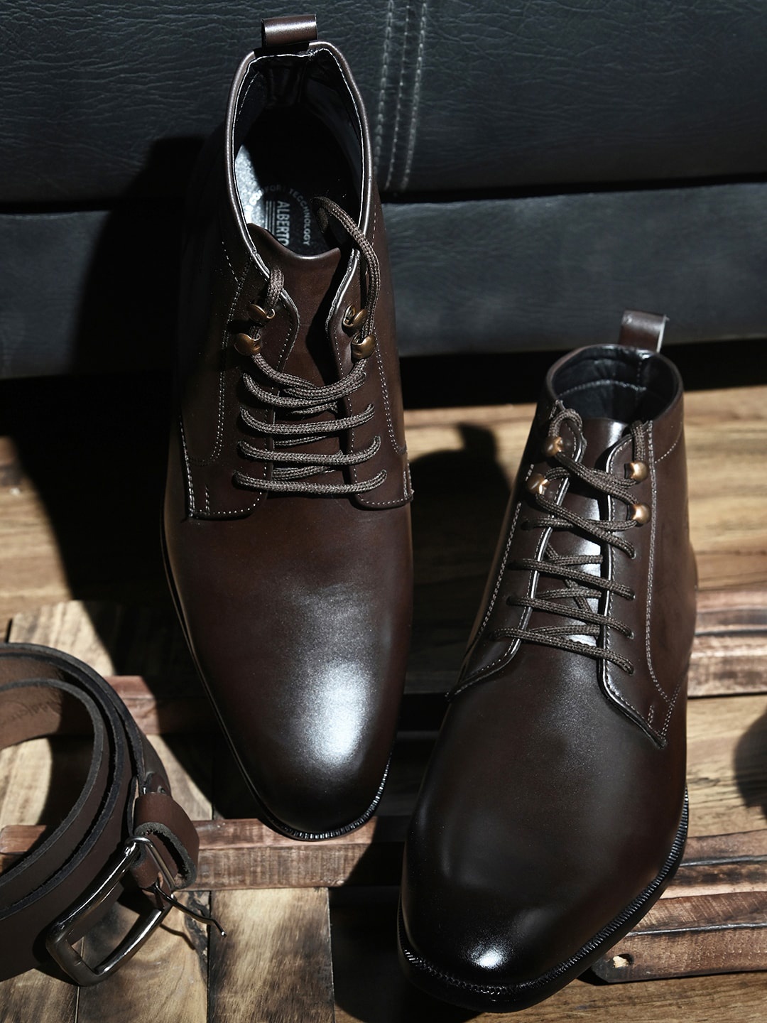 

ALBERTO MORENO Men Brown Derbys