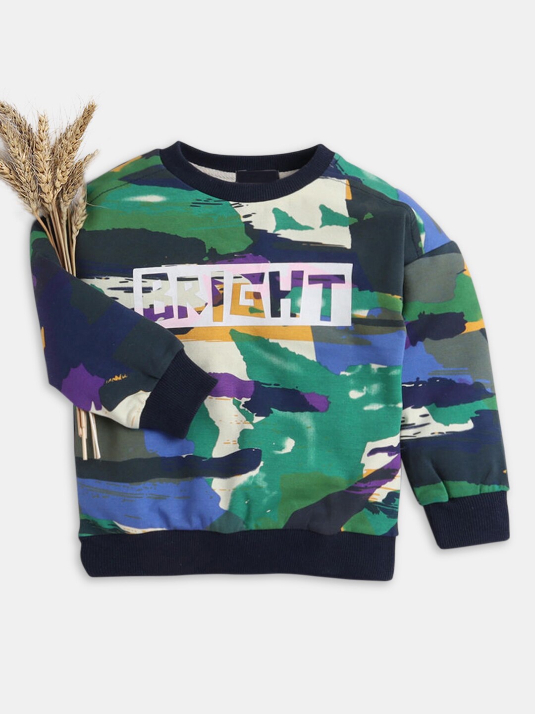 

Hopscotch Boys Green Printed Sweatshirt