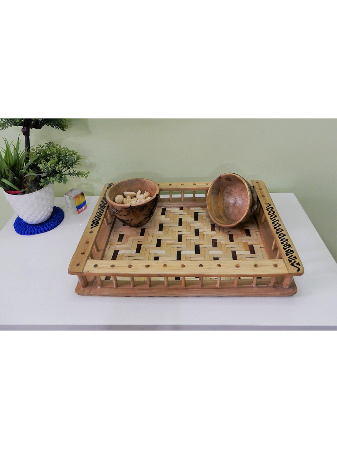 

Disoo Fashions Yellow Warli Handpainted Rectangular Bamboo Serving Tray With 2 Bowls