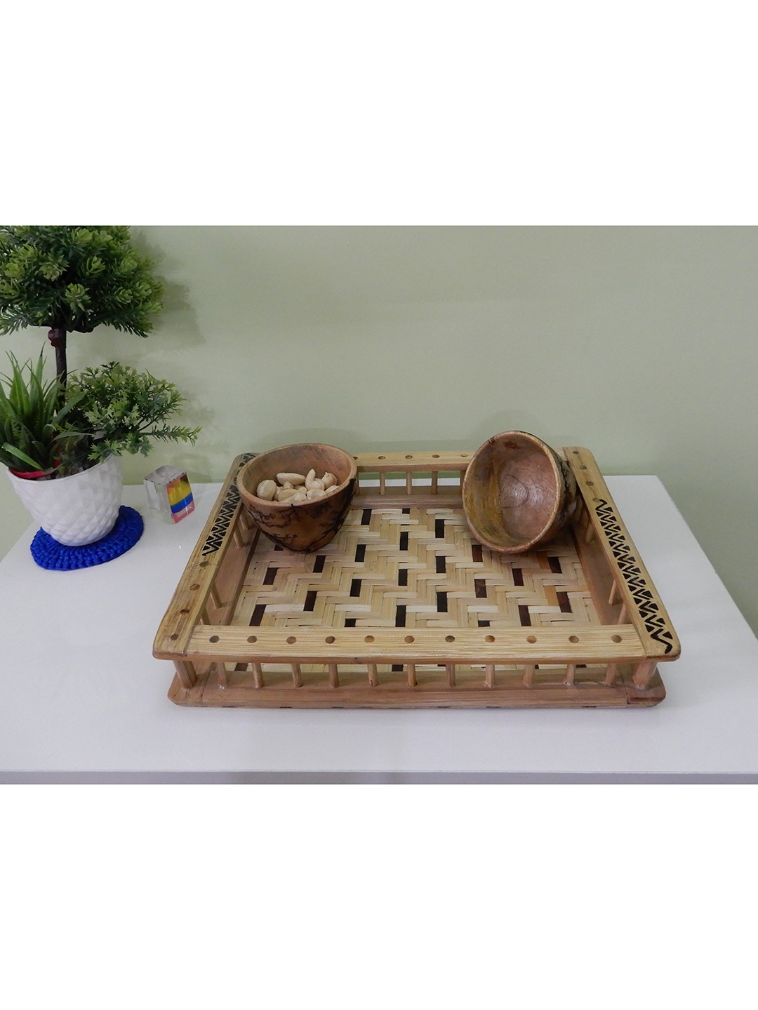

Disoo Fashions Yellow Hand Painted Rectangular Bamboo Wood Serving Tray, Beige