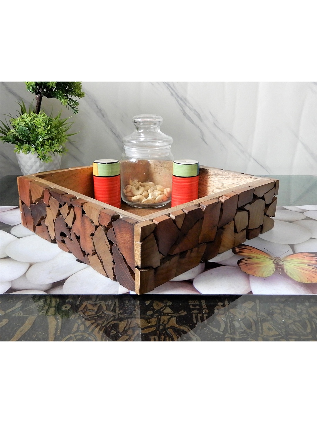 

Disoo Fashions Brown Solid TSquare Wood Tray With MosaicBlock Work