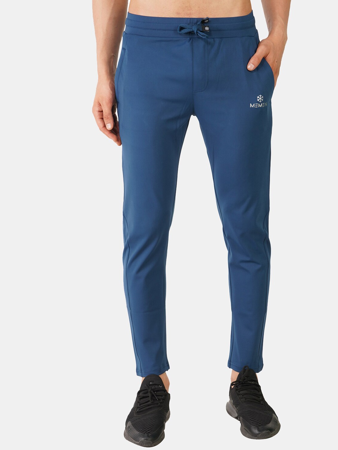 

MEMEN Men Blue Solid Track Pant