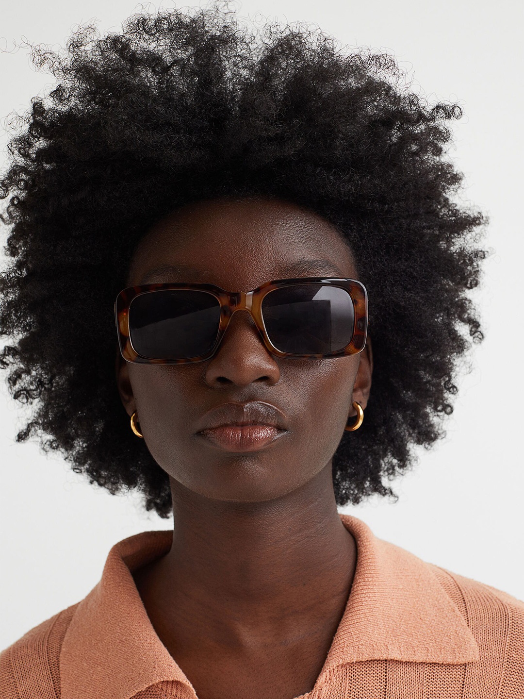 

H&M Women Black Lens Polarised Sunglasses