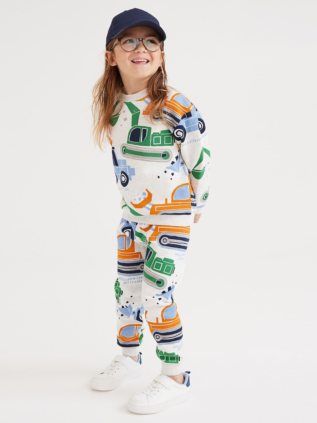

H&M Kids White 2-Piece Patterned Sweatshirt Set