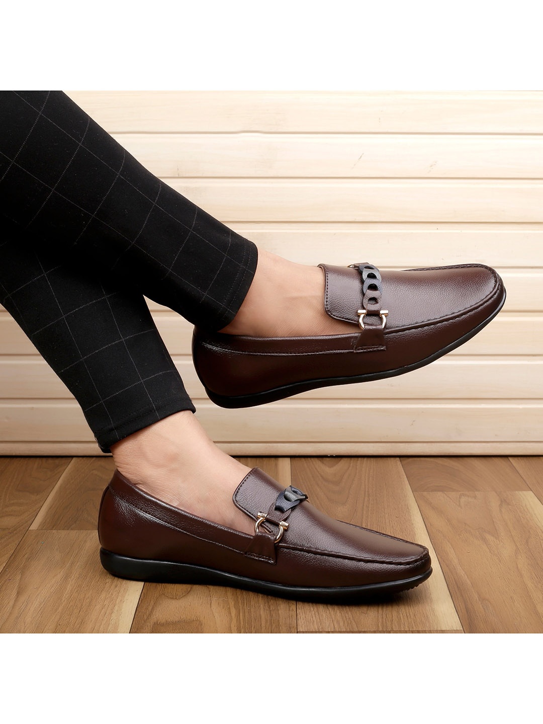 

bacca bucci Men Brown PU Loafers