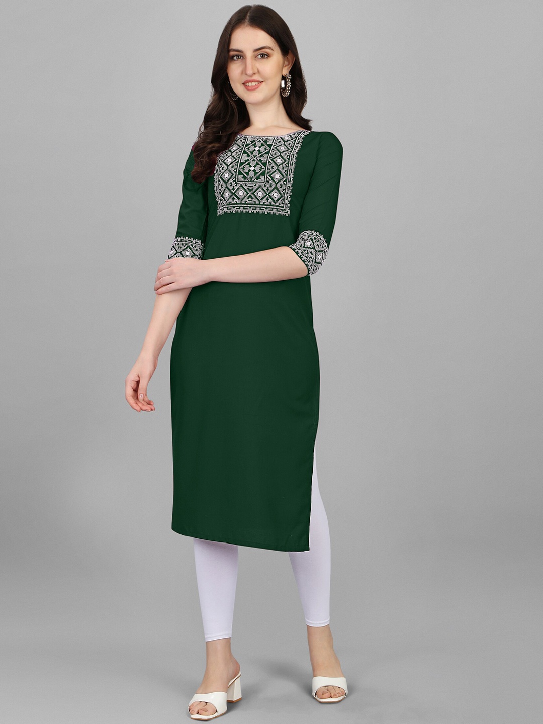 

FAVRIZ Women Green Ethnic Motifs Yoke Design Thread Work Kurta