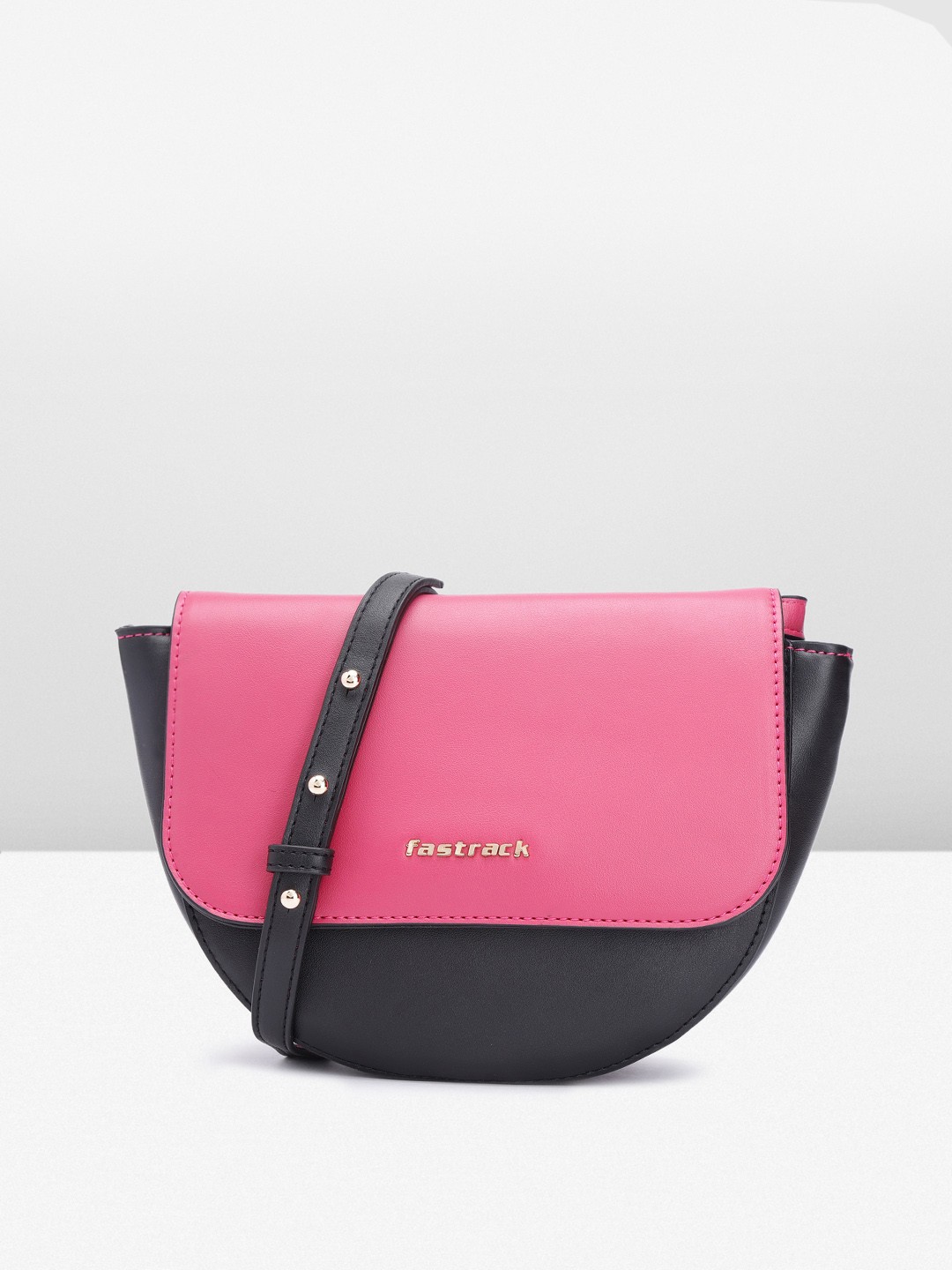

Fastrack Colourblocked Half Moon Sling Bag, Black