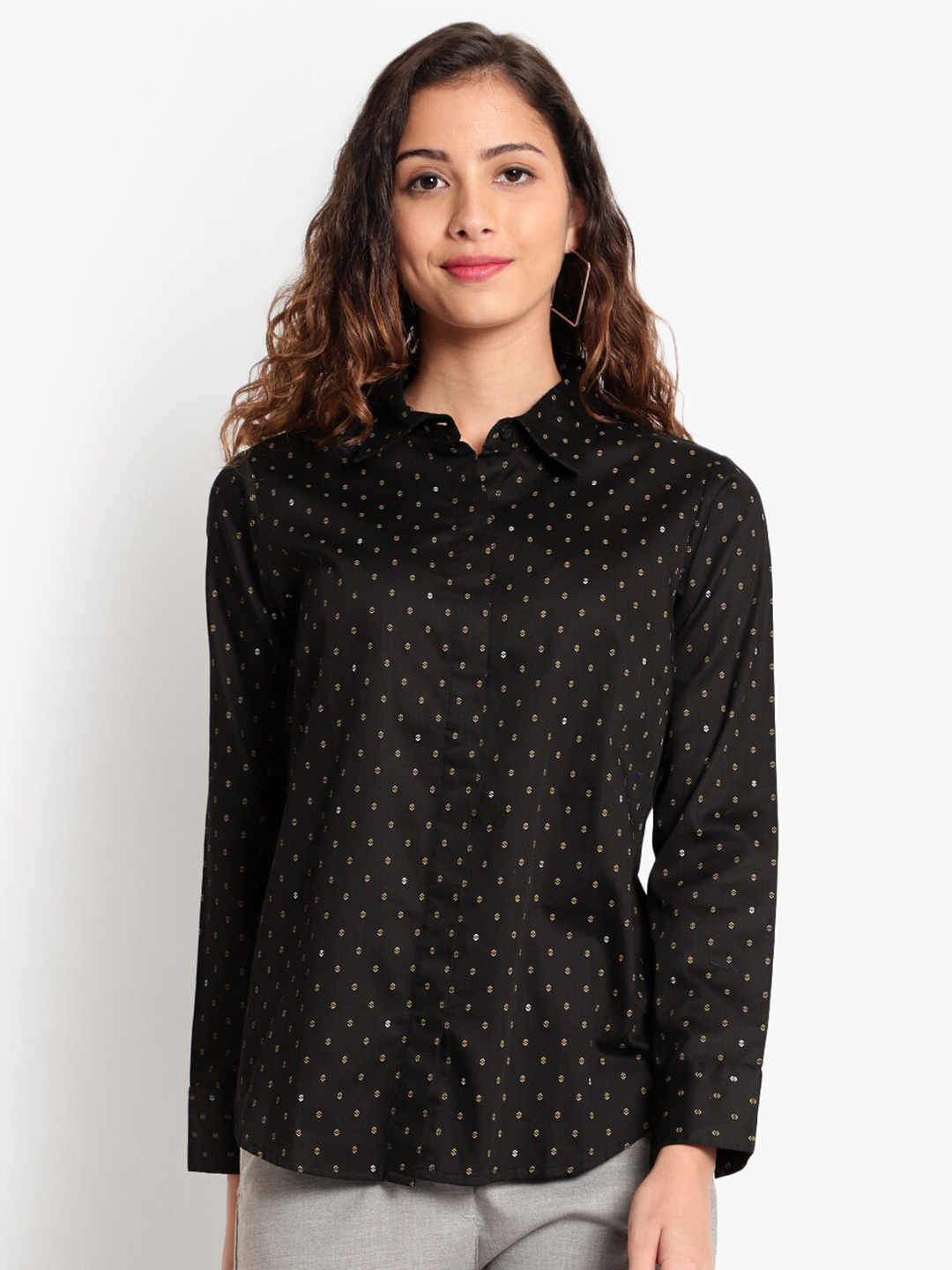 

Indietoga Women Black Classic Slim Fit Printed Cotton Formal Shirt