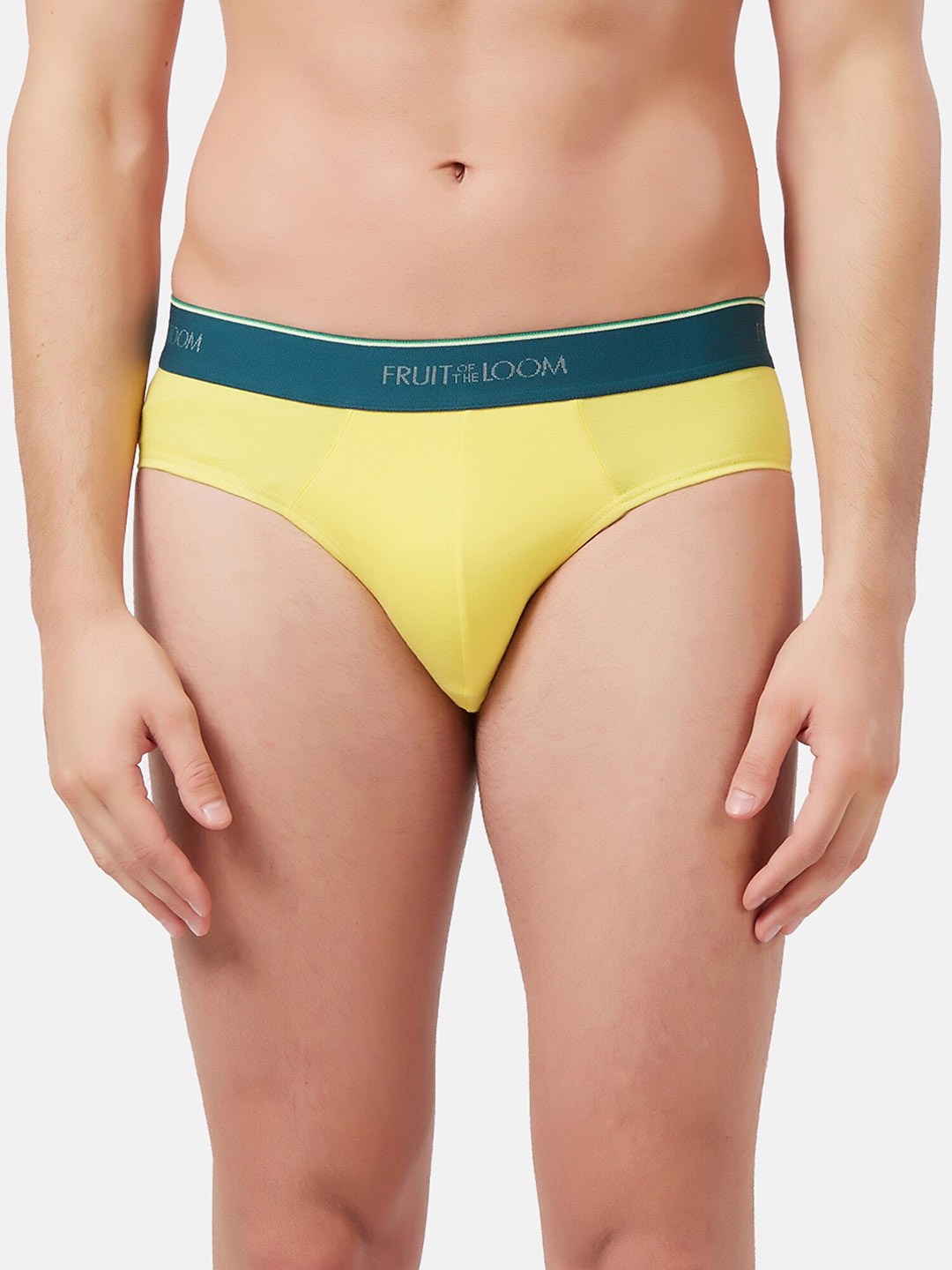 

Fruit of the loom Men Yellow Solid Cotton Basic Briefs