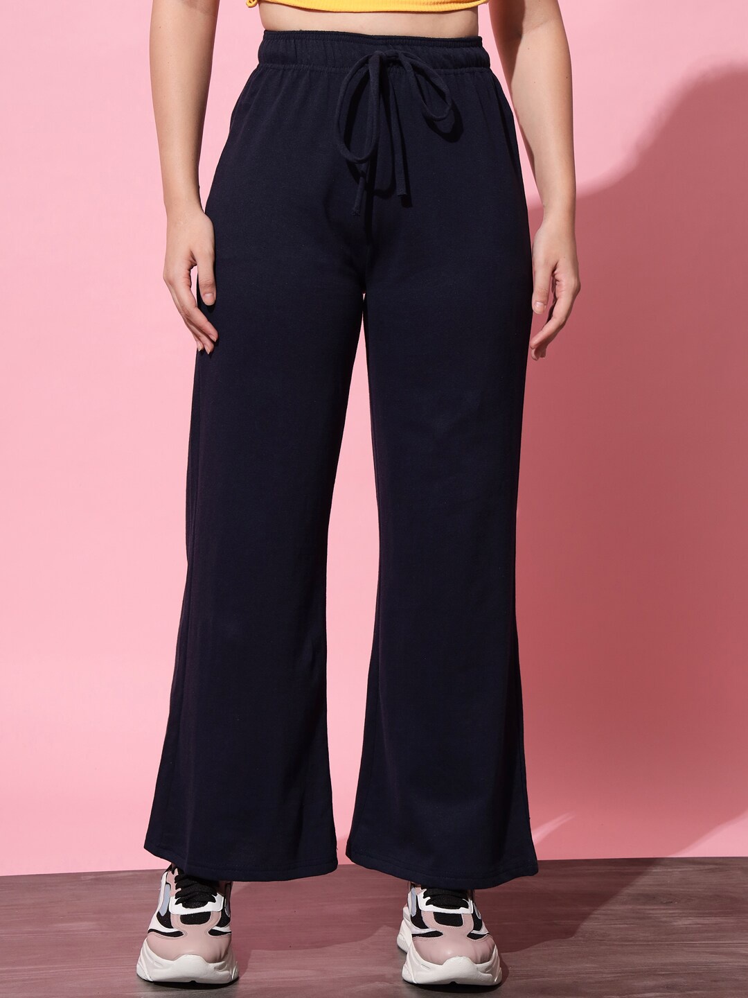 

Q-rious Women Navy Blue Solid Wide Leg Track Pants
