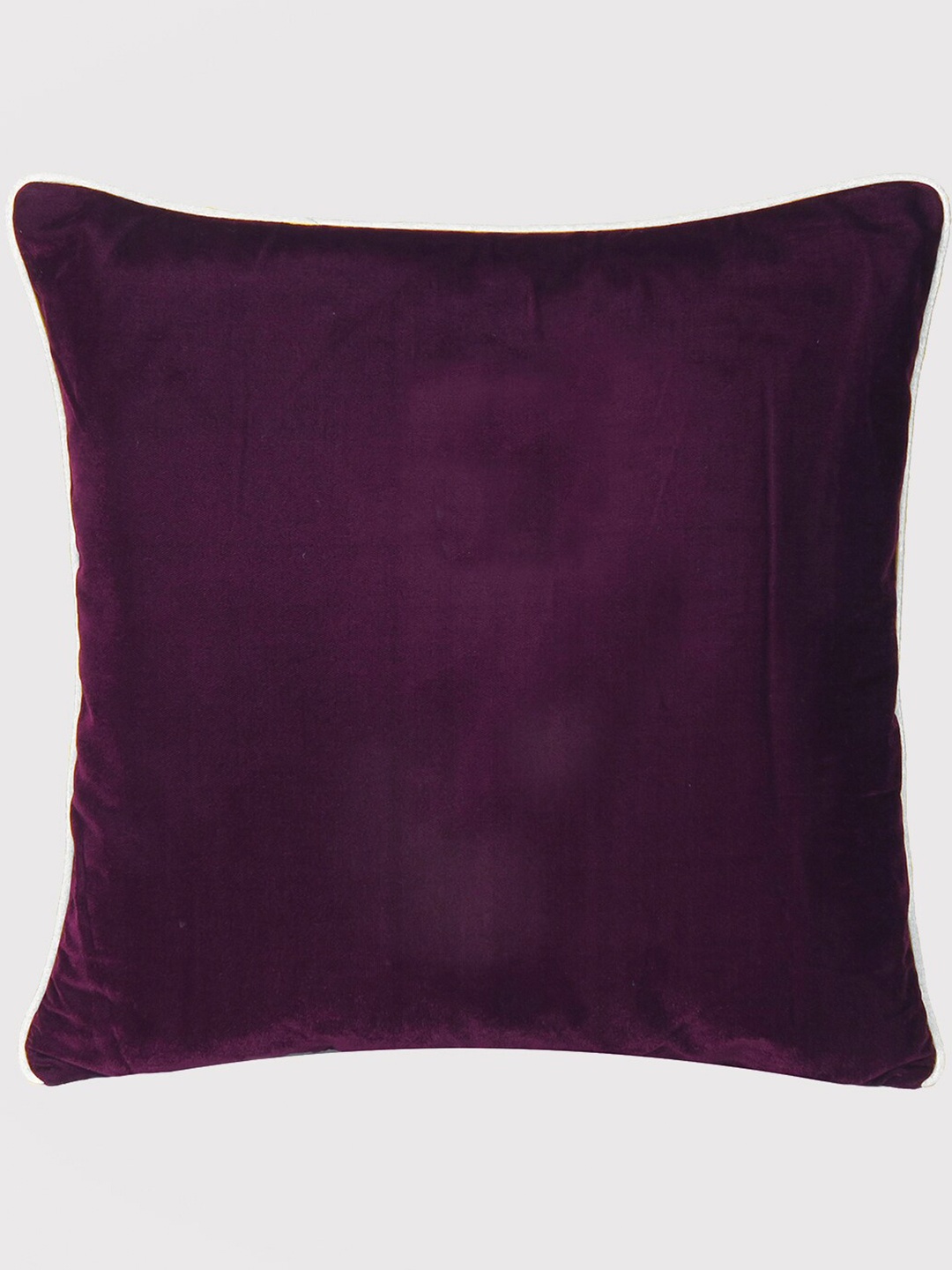 

OUSSUM Red & White Velvet Square Cushion Covers