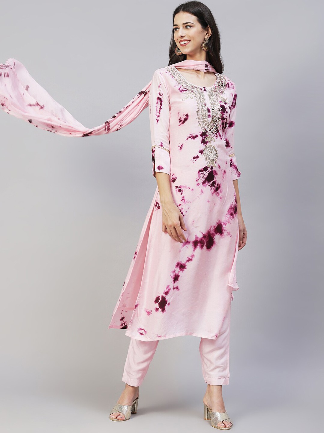 

FASHOR Women Pink Embroidered Gotta Patti Chanderi Silk Kurti with Trouser