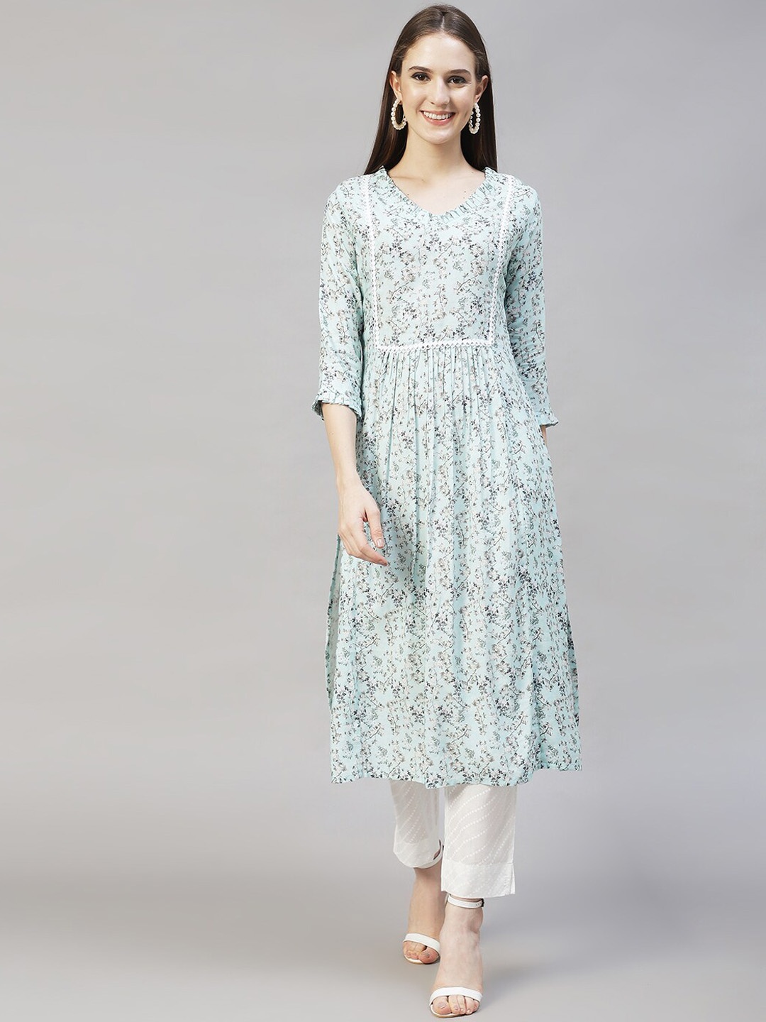 

FASHOR Women Blue Floral Printed Kurta