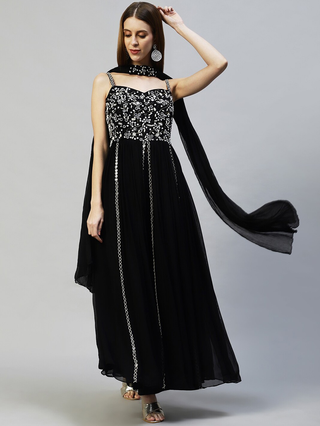

FASHOR Women Black Floral Embroidered Empire Kurta with Palazzos & With Dupatta