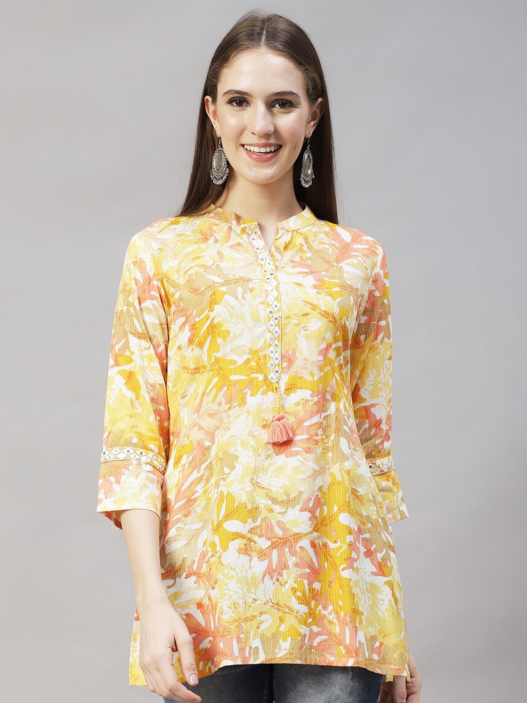 

FASHOR Women Yellow & White Floral Printed Mirror Work Pure Cotton Mirror Work Kurti