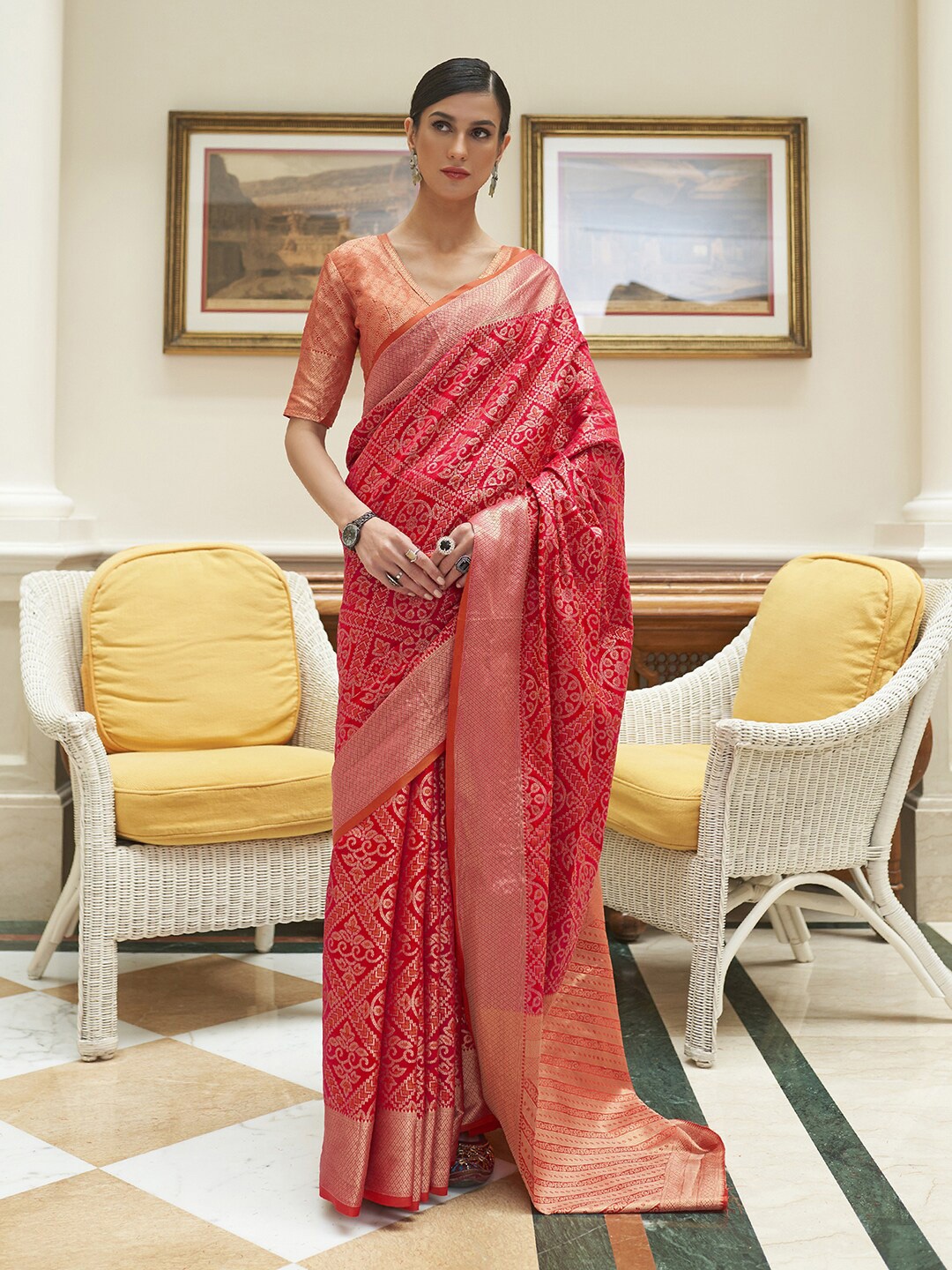 

Mitera Red & Gold-Toned Woven Design Zari Silk Blend Patola Saree